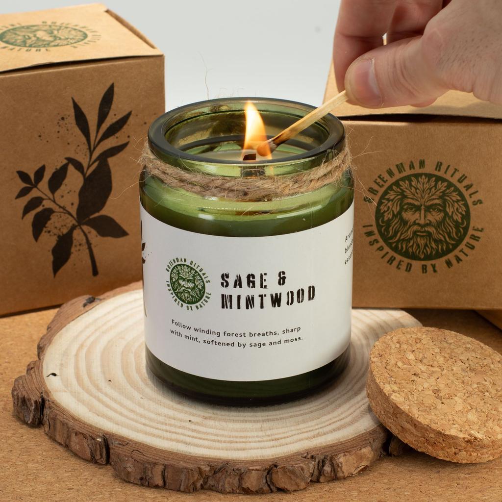 Greenman Woodwick Soy Candle – Leaves and Linen