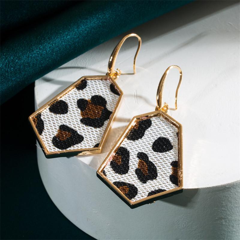 Exaggerated Super Flash Leather Earrings Rhombus Alloy Fashion Graceful