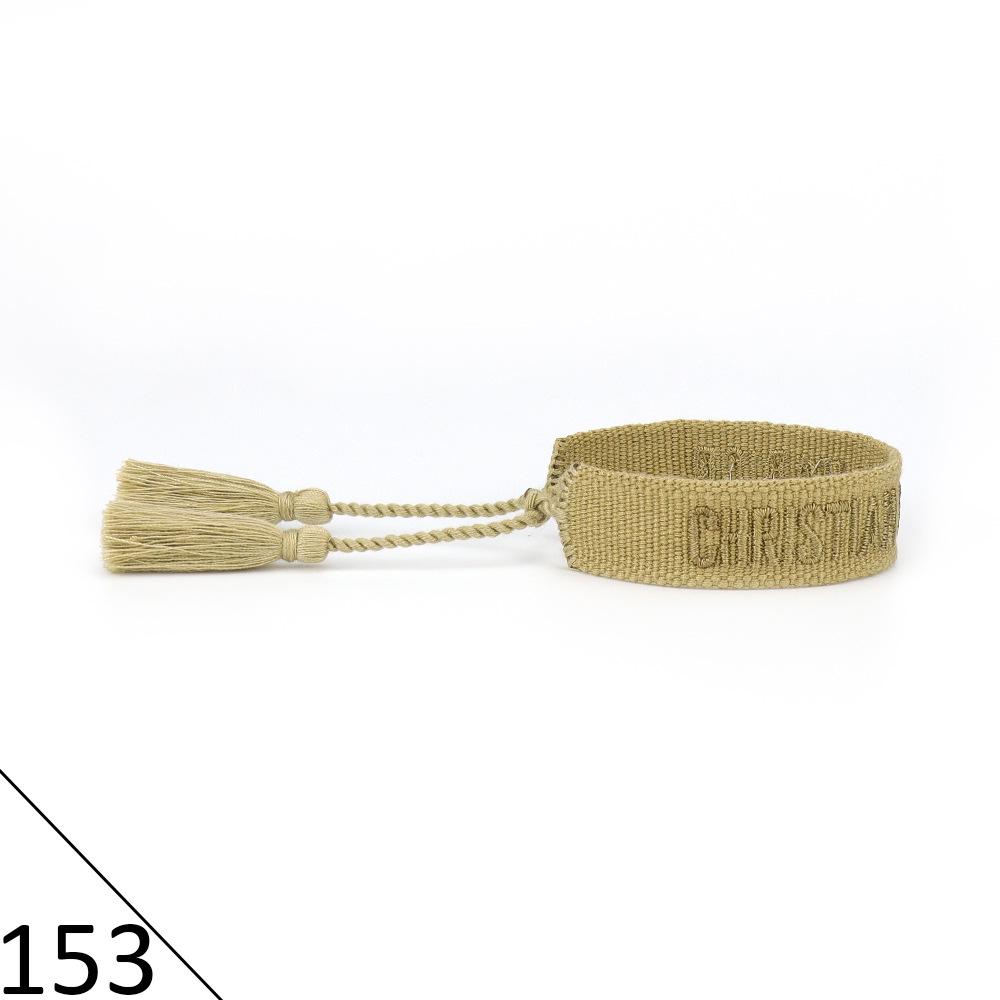 Браслет дружбы ручной работы с вышивкой и кисточками для женщин