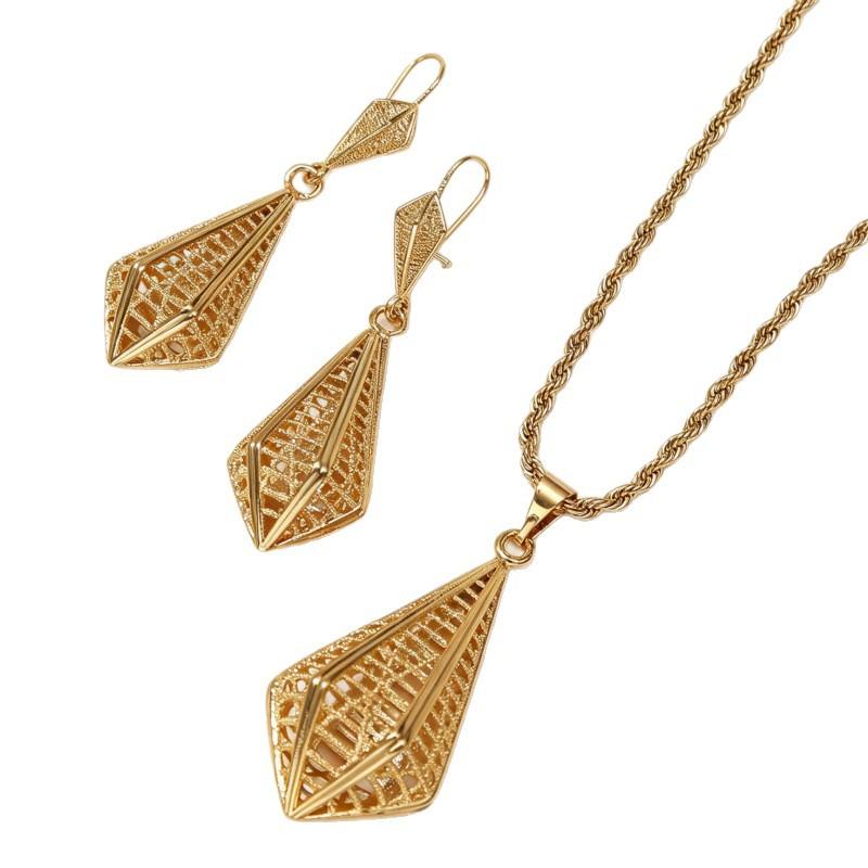 Earrings Vietnamese sand gold bride hollow earrings necklace set fashionable light luxury engraved pendant earrings