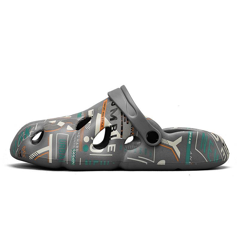 Летние новые мужские туфли 2024 года, подростки носят пляжную обувь, один ботинок и двое носят большие классные тапочки на толстой подошве