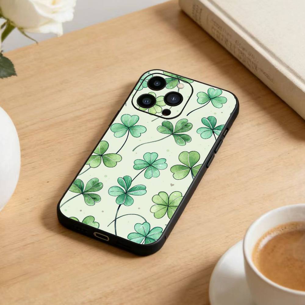 Счастливый четырехлистник Чехол для телефона Для iPhone 17 16 15 14 13 12 Max Plus Силиконовый Черный Чехол