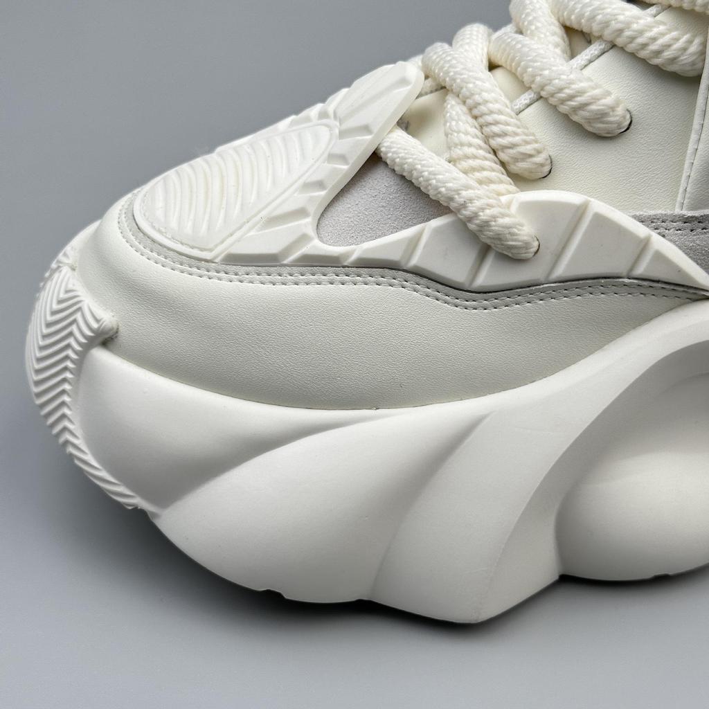 Мужские кроссовки-папы 2025 года с нескользящей толстой подошвой: Повседневная, износостойкая, универсальная белая обувь в минималистичном стиле