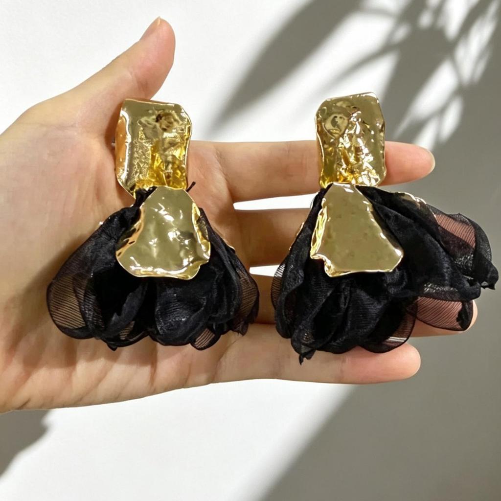Винтажные Серьги-Гвоздики Черная Серия Игла из Серебра 925 Минималистичные Высококлассные Аксессуары с Индивидуальностью для Женщин