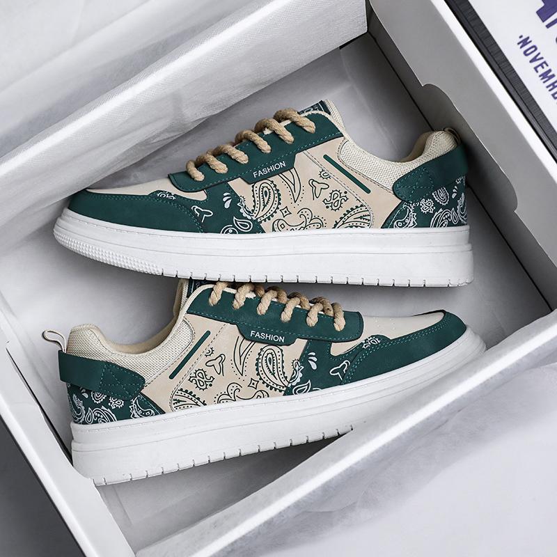 2024 новые парусиновые туфли мужские низкие студенческие осенние тенденции отдыха корейская версия спортивные скейтборд обувь модная обувь дышащая и универсальная