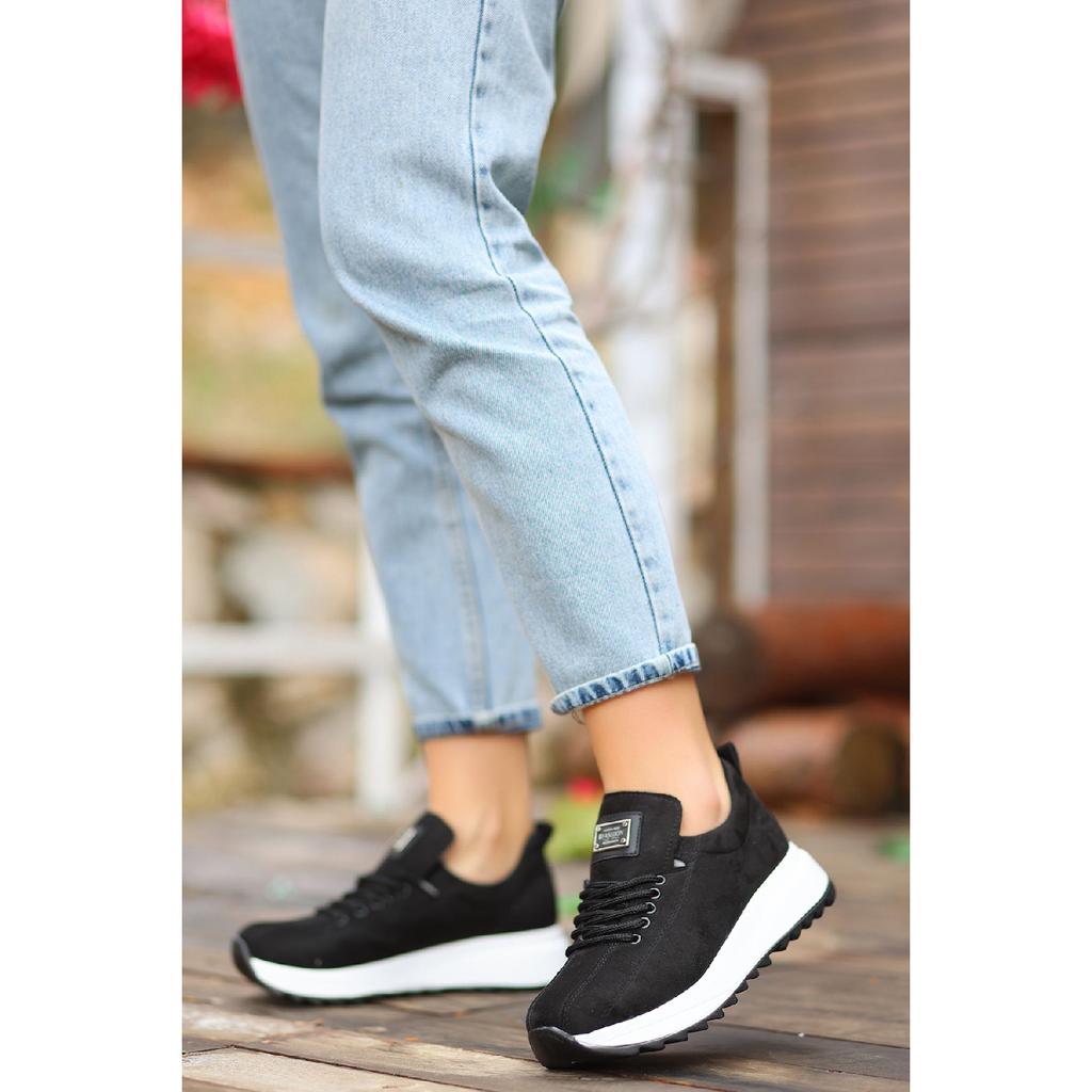 Кроссовки Parla Белые