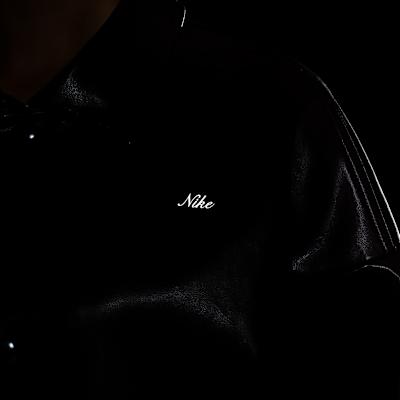 Nike Спортивные куртки Женские 652 Ярко-бордовый Красный Лацкан Средний