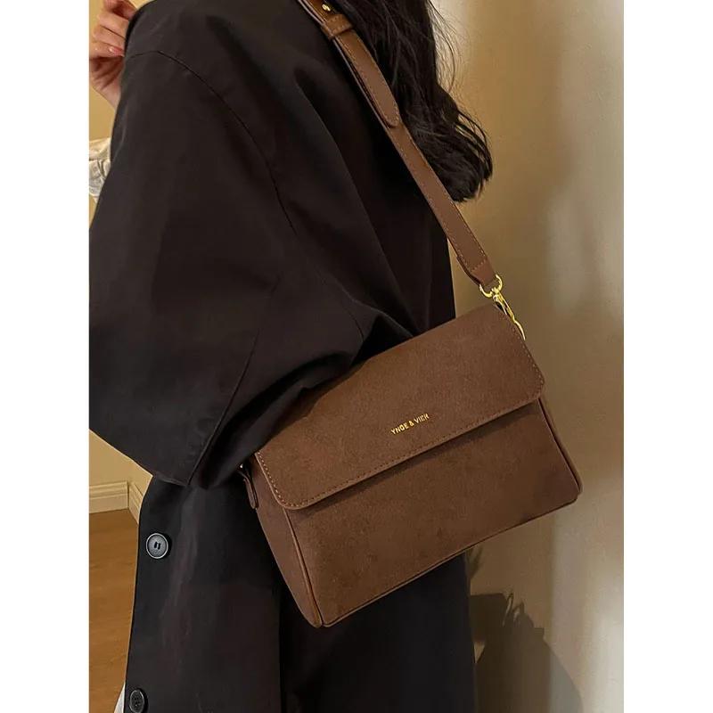 Сумка через плечо из замши в стиле ретро для женщин, большая вместимость, повседневная универсальная модная сумка через плечо, высококачественная квадратная сумка, зимняя сумка, новая