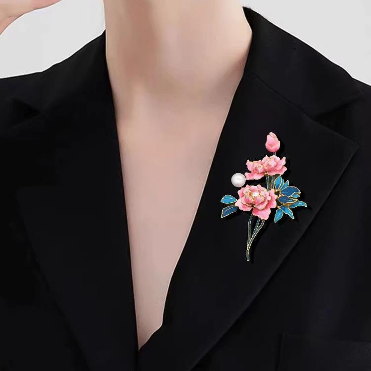Брошь в виде пиона национального цвета, высококачественная женская, в китайском стиле, с эмалью, на корсаже, с символом удачи и благоприятным цветком, классические аксессуары