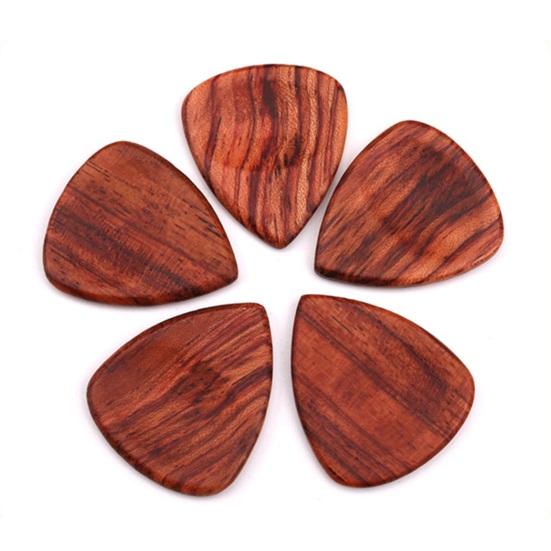 Wooden Guitar Pick Smooth Surface Burr-Free Compact Size Portable Handcrafted Guitar Pick Accessories