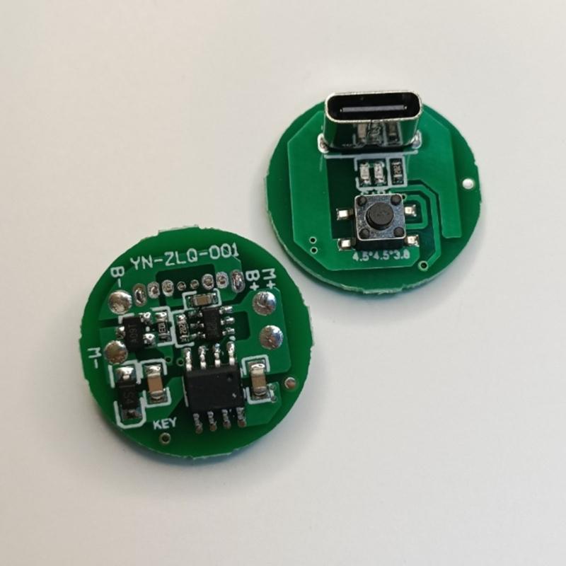 Высокоэффективный модуль зарядки USB C мощностью 20 Вт с 3 уровнями затемнения для интеграции в электронные компоненты