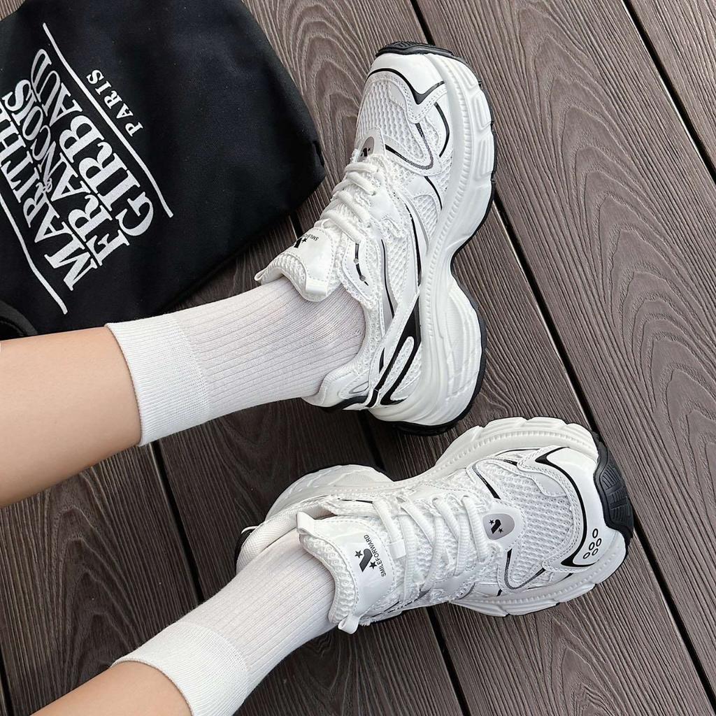 2025 новая кожаная женская обувь ультралегкие кроссовки папы ins супер огонь дышащая сетка универсальная спортивная обувь тонкая повседневная обувь