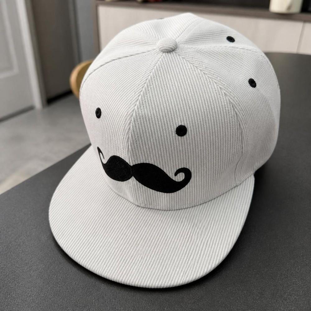 Striped Mustache Snapback Cap Flat Brim Trucker Hat Fashion Baseball Hat Unisex