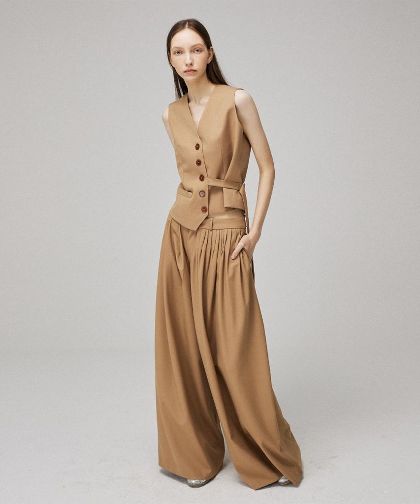 Meuameu Signature Unbalance Pin Tuck Flare Slacks