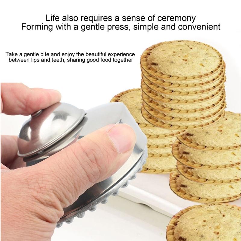 Halloween Round Sandwich Cutter and Sealer Mini Pie Moulds Dough Press Mold