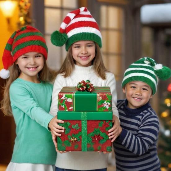 Шапка Санты Красно-бело-зеленая полосатая вязаная рождественская шапка с плюшевым помпоном Праздничный аксессуар