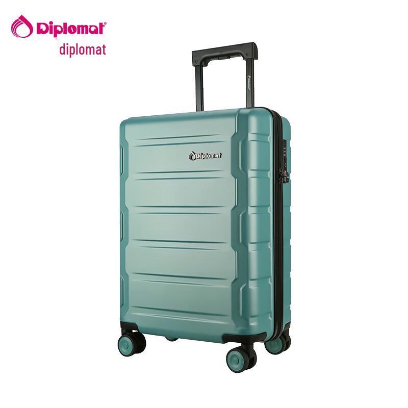 Чемодан на колесиках Diplomat TC-26082 с жестким корпусом