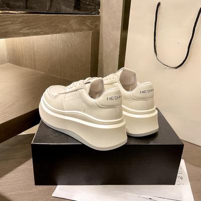 Белые туфли на платформе женские осенне-зимние новые универсальные кроссовки пополнились спортивной обувью для отдыха