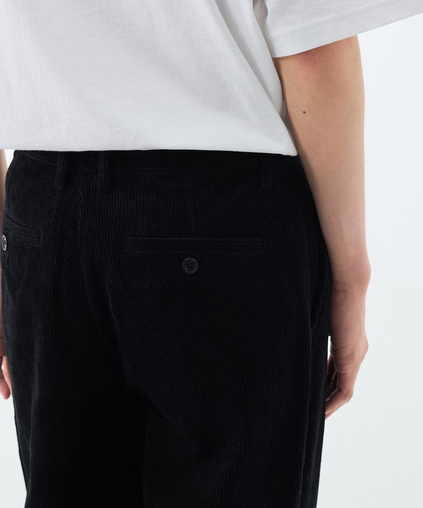 MUSINSA STANDARD Wide Corduroy Pants [Black]