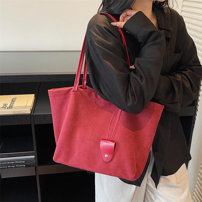 Large Capacity Casual Dark Suede Tote - Versatile Autumn/Winter Commute Shoulder Bag