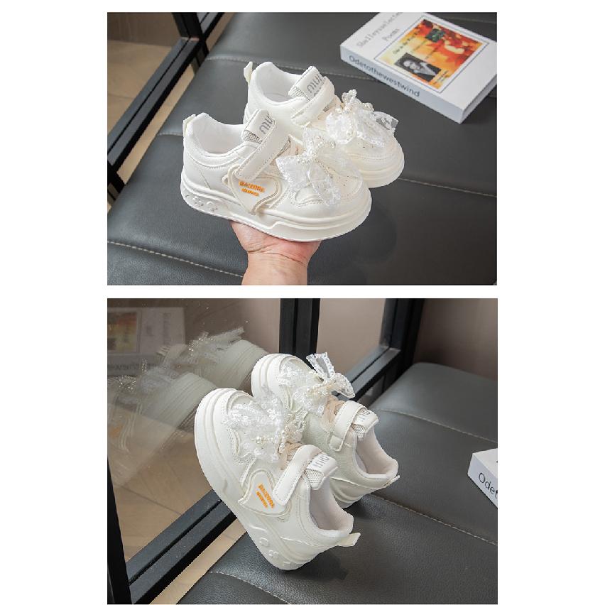Кроссовки для девочек Весна и Осень Новые Детские Белые Туфли Кожаные Вставки Обувь на Плоской Подошве Дышащие Кроссовки Модные