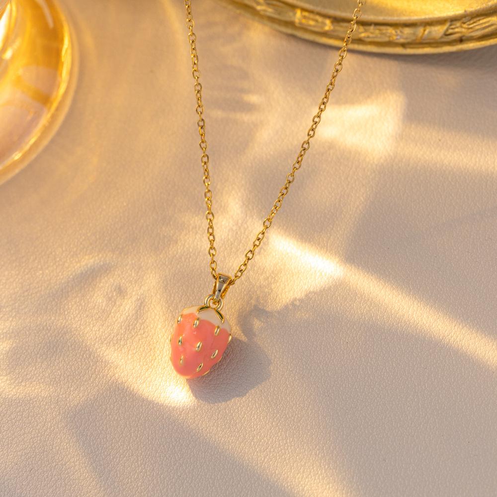 Strawberry‑Fruit Collarbone Chain Set, Fresh Sweet‑Cute Idyllic Versatile High‑Grade Women Necklace Set