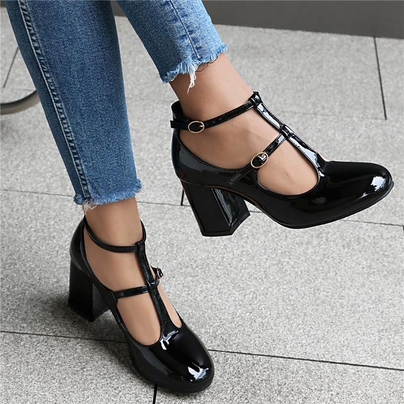 Women's High-heeled Single Shoes Spring and Summer New Thick-heeled Large-size Buckle Low-top Shoes