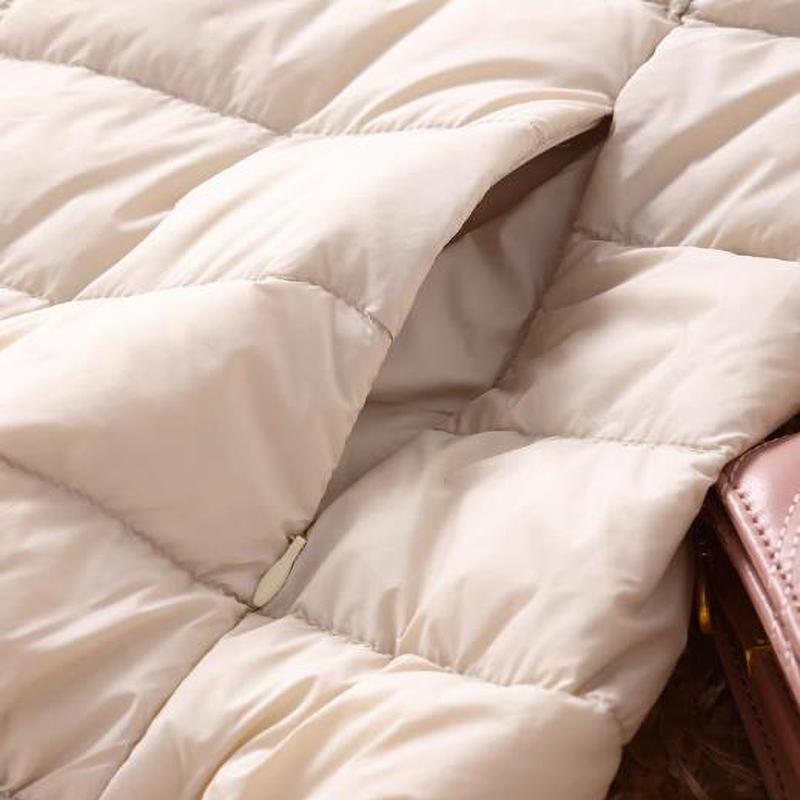 Women's Lightweight Down Jacket Short Warm Fashionable Hooded Lightweight Fitted Outerwear