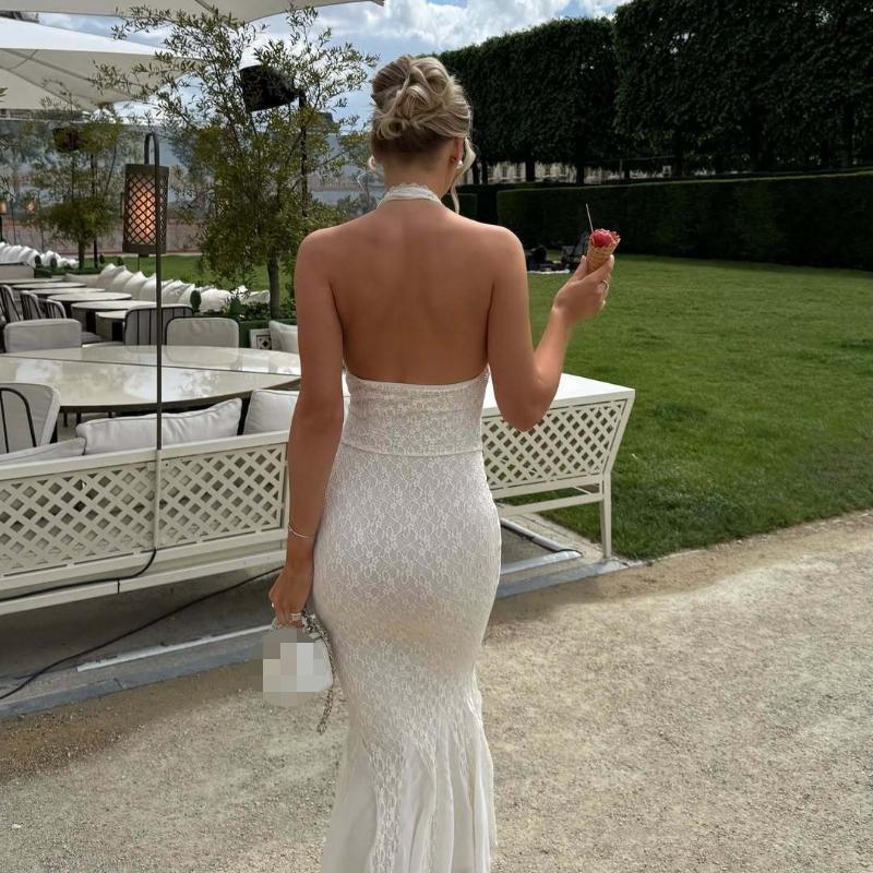 Европейский и американский летний стиль без спины с завязкой на шее, пляжный стиль для отпуска, V-образный вырез, однотонное модное платье