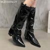 Женские кожаные сапоги с острым носком, высокие сапоги до колена на среднем каблуке, женская обувь 2025 года, модные дизайнерские зимние элегантные мотоциклетные сапоги Mujer