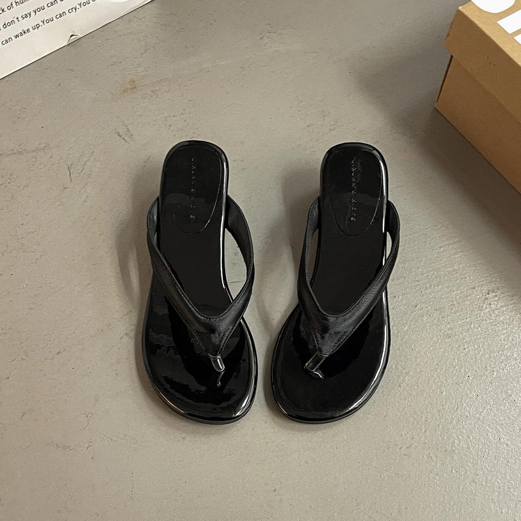 Wedge Heel Pinch Foot Flip-flops Women's Outer Wear Spring New Muffin Thick Sole Heightening Casual Sandals Women