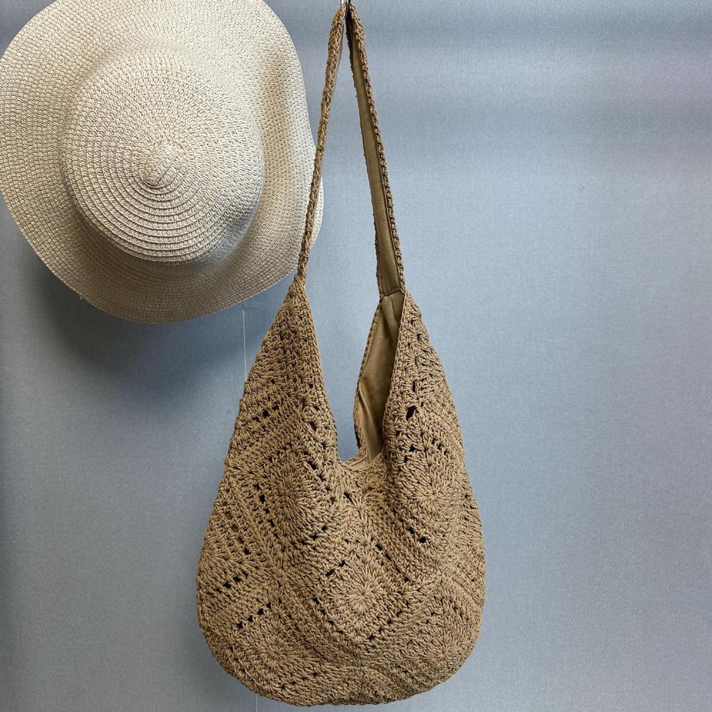 Korean-Style Woven Straw Beach Bag: Versatile Single-Shoulder for Women