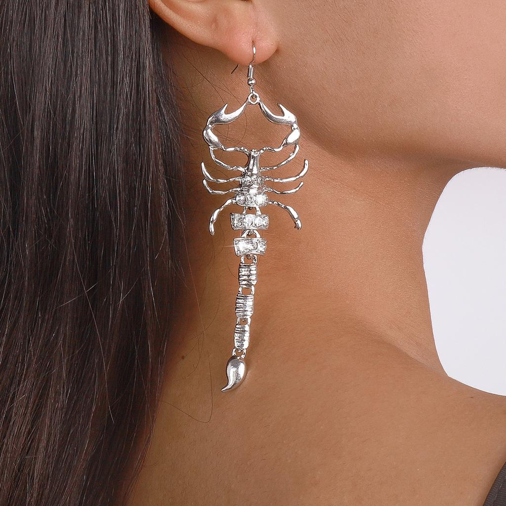 Gothic Scorpion Rhinestone Drop Earrings For Women Personality Insect Pendant Earring Party Jewelry Punk Girls Accessories