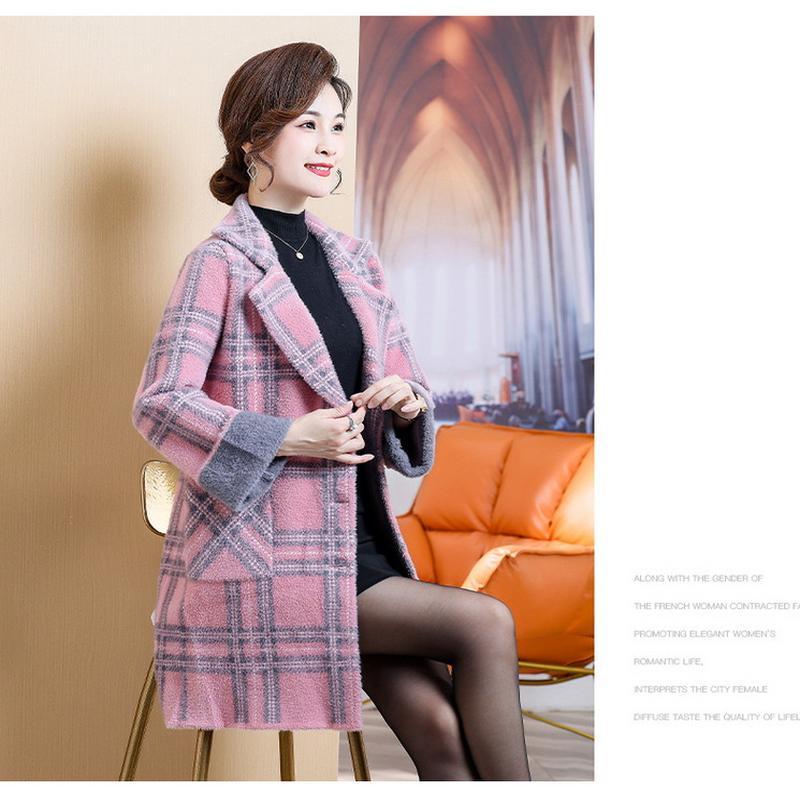 Mom's Plaid Woolen Jacket for Women In Autumn and Winter New Middle-aged Women's Clothing Westernized Imitation Mink Velvet Knitted Cardigan Coat