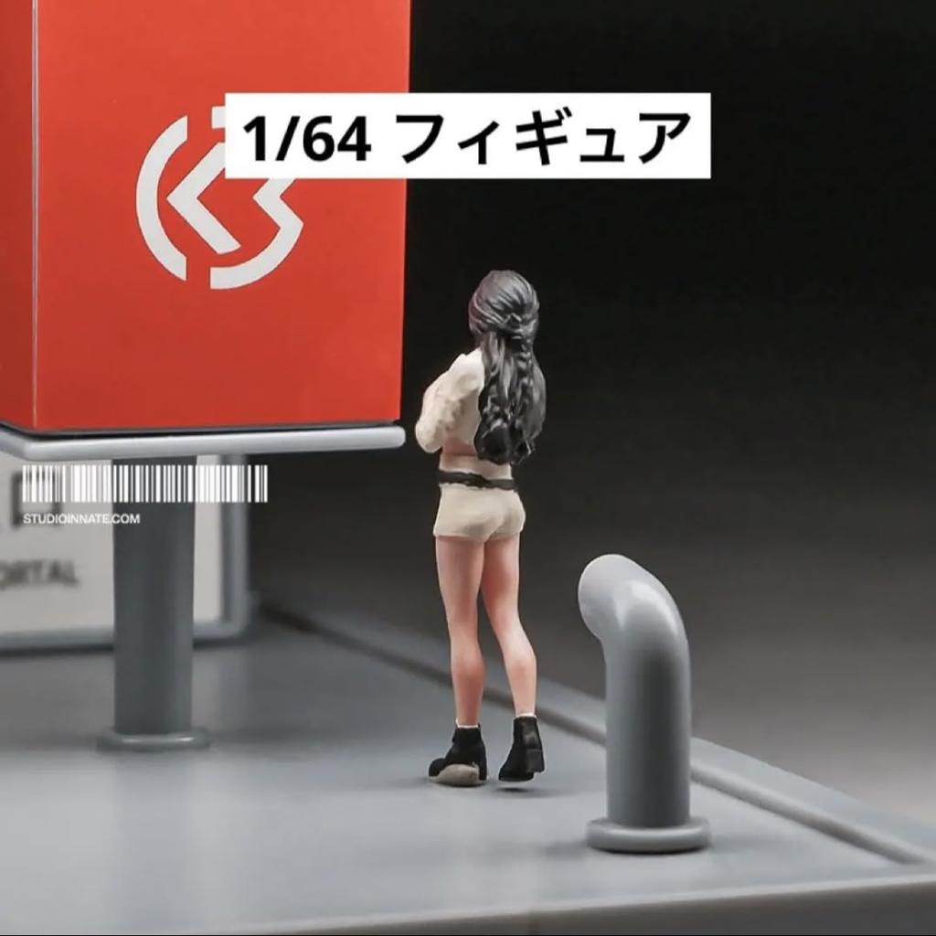 164 scale figure, casual clothes, girl in shorts, curly hair, 22223584, model, diorama [used]
