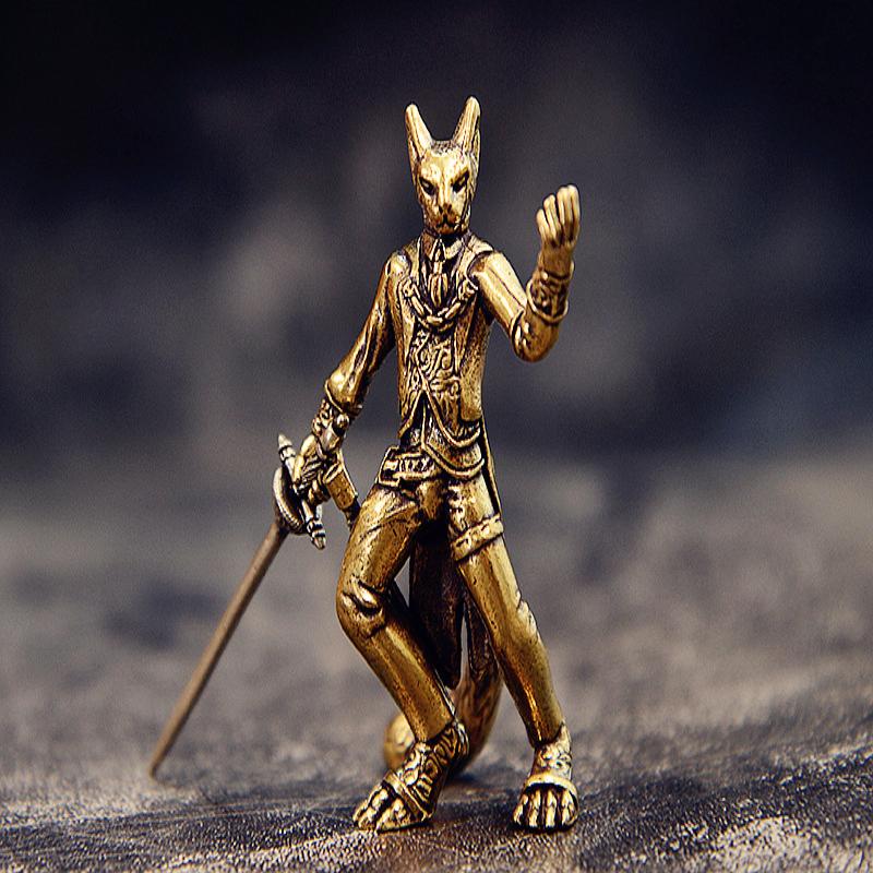 Латунный Кот-Мечник Маленькая Статуэтка Ретро Персонажи Воин Миниатюрные Фигурки Настольные Украшения Поделки