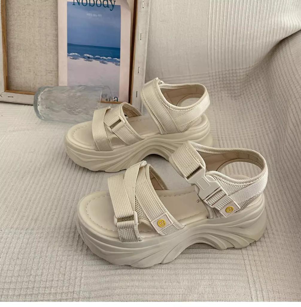 Thick Soled Sandals for Women 2025 New Summer Versatile Sports Fashion Casual Sponge Cake Roman Sandals Trendy Women