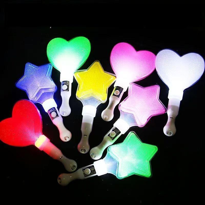 Светящаяся палочка в форме сердца: Светящаяся палочка для чирлидинга Star & Peach с логотипом на заказ.