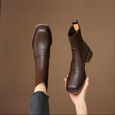 2025 осень новые туфли на высоком каблуке в британском стиле короткие ботинки женские ретро коричневые квадратный носок толстый каблук эластичные тонкие ботинки носки ботинки