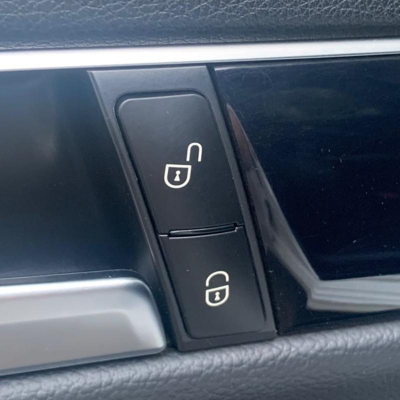 4 шт./компл., кнопки разблокировки дверей автомобиля, декоративная накладка для Mercedes Benz ABCE GLA CLA GLK GLE CLS ML GL W204 W212 W246