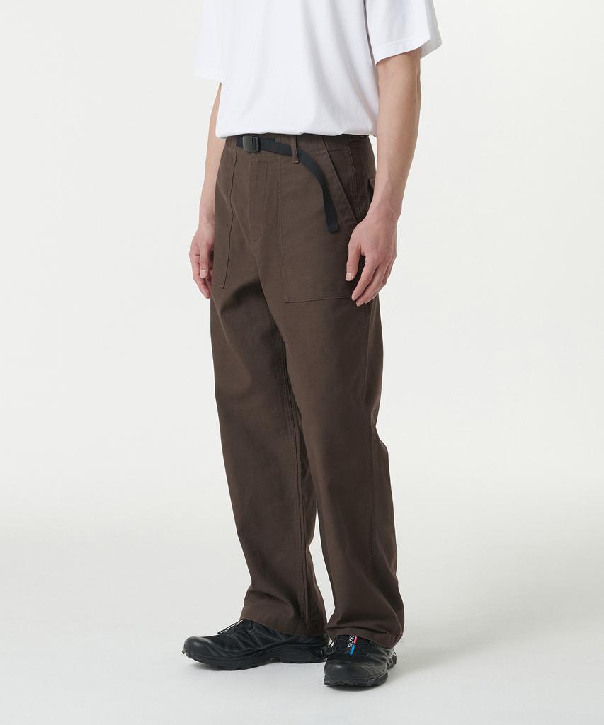 MUSINSA STANDARD Back Satin Wide Belted Fatigue Pants [Brown]