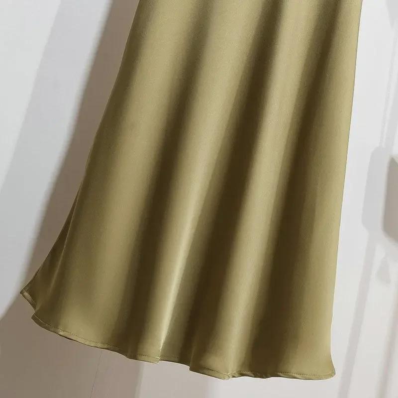 Элегантная юбка-трапеция из атласа цвета шампанского для женщин - Коллекция Весна/Осень 2024