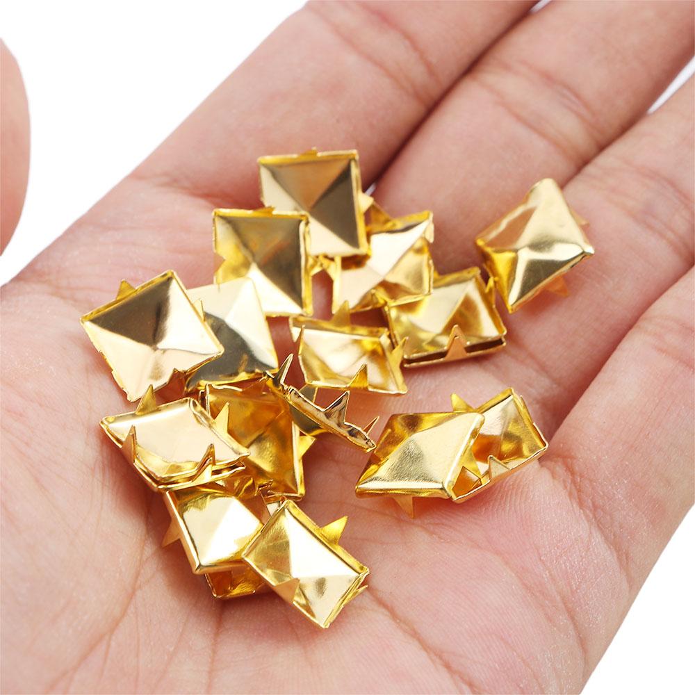 Мода Креативный Металл Качество Серебро Форма Пирамиды Съемные Швейные Принадлежности Декор Шитье Квадратные Заклепки DIY Шипы