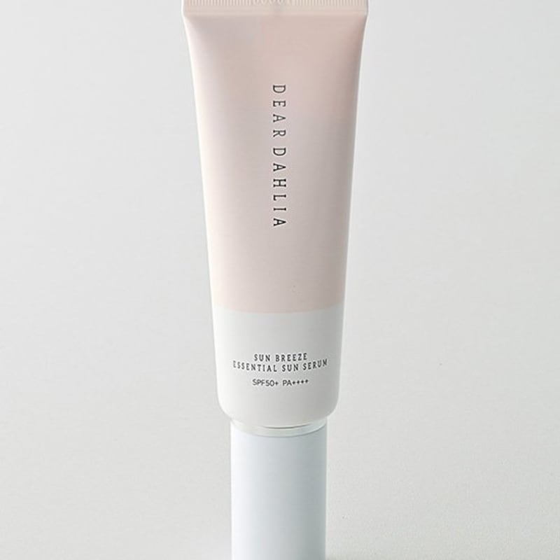 Dear dahlia Sun Breeze Essential Sun Serum SPF50+ PA++++