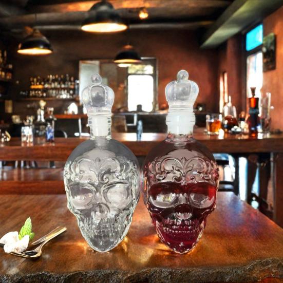 Графин для вина «Готический череп» объемом 350 мл, стеклянный графин ручной работы с герметичной пробкой, графин для виски, водки, пива