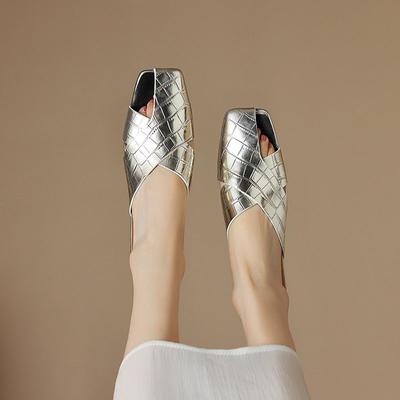 Модная обувь Мюли Шлепанцы Работа Женские тапочки и женские сандалии Плоские Уникальные ПВХ Лето 2024 с премиальной стильной обувью из ЭВА