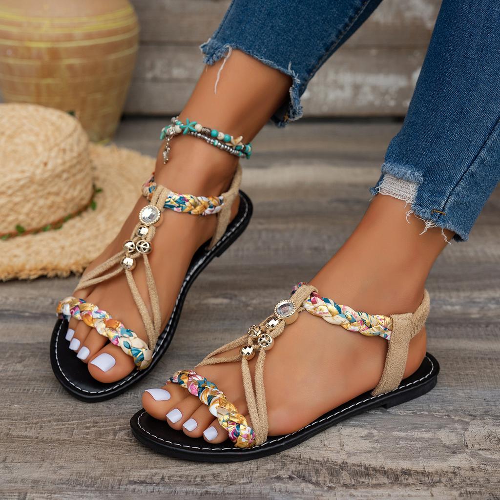 Летние новые женские повседневные универсальные сандалии в стиле бохо с плоским дном и круглым носком, цветные плетеные сандалии