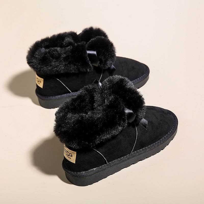 Hairball Snow Boots for Women In Winter Cute with Thick Velvet One Foot Warm Bread Shoes Cotton Shoes