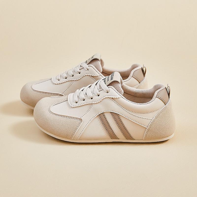 Модные женские кроссовки для бега на открытом воздухе 2025 Осень Новые Легкие Удобные Кроссовки на мягкой подошве Модные Нескользящие На шнуровке Повседневная обувь