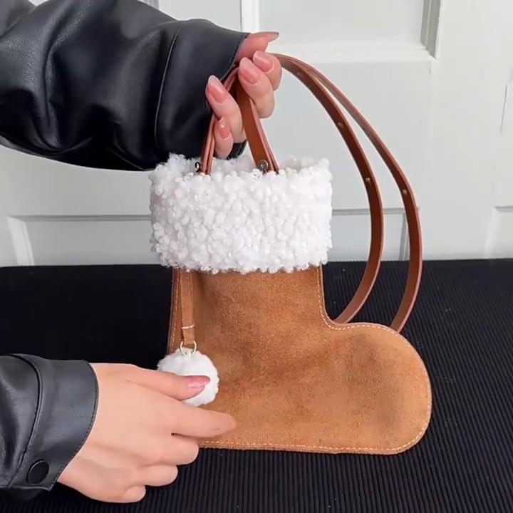 Portable Simple Style Suede Crossbody Bag Fluffy Lightweight Lamb Shoulder Bag Travel Christmas Sock Bag Women CLE